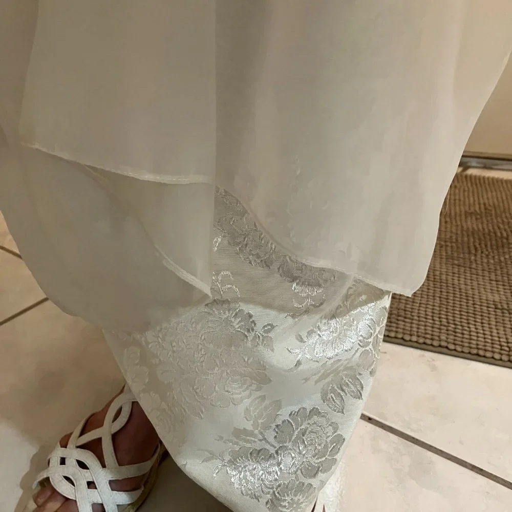 Ivory Custom Made Wedding/Formal Gowwn Approx Size 12 - Picture 7 of 10